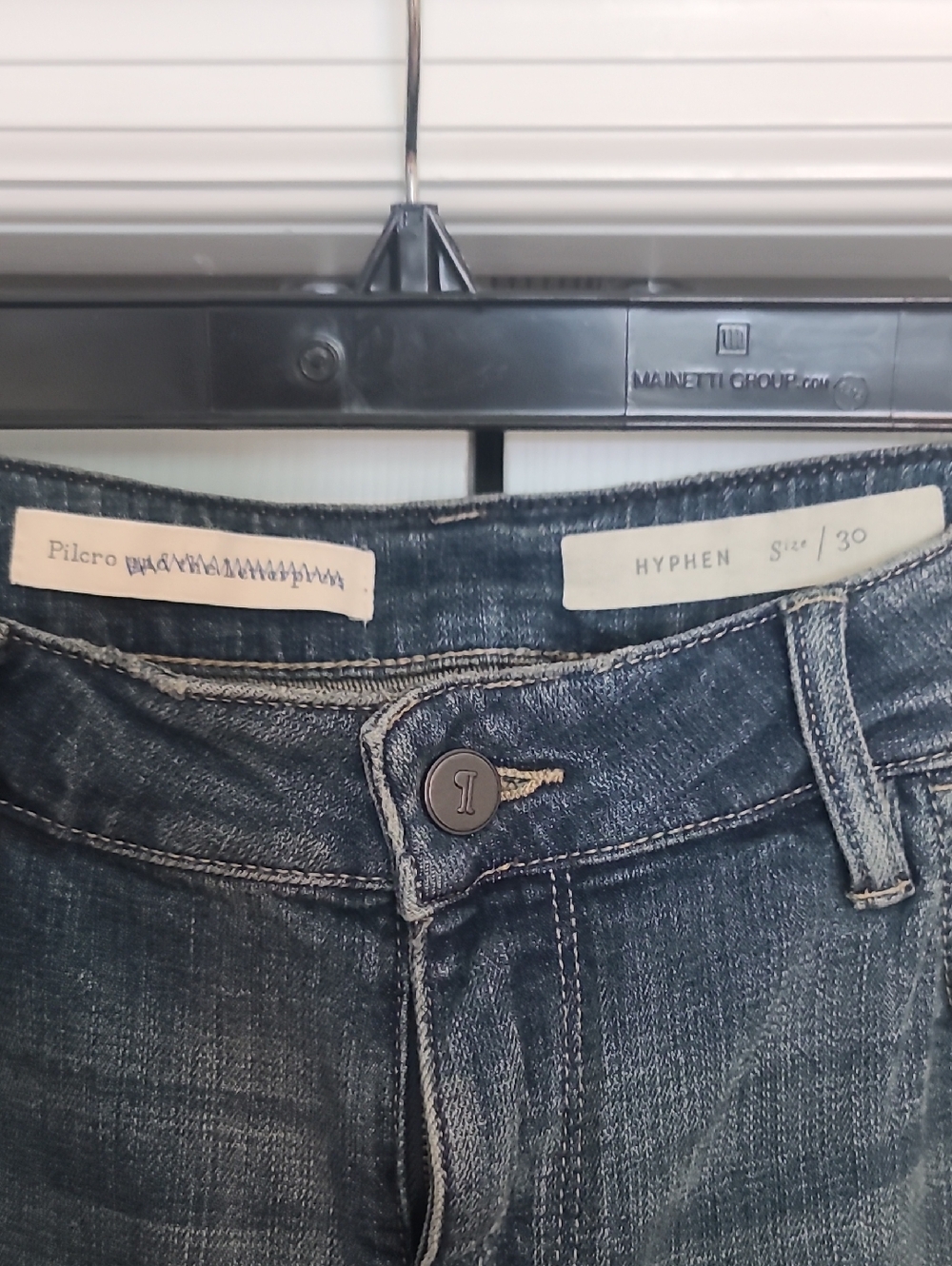 Pilcro and the Letterpress Hyphen Cropped Sequin Jeans Size 30 EUC - Picture 2 of 6